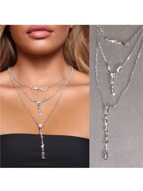 NWT Fashion Nova silver rhinestone layered necklace
